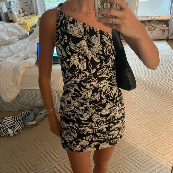 Zara black and white minidress - Picture 4 of 5